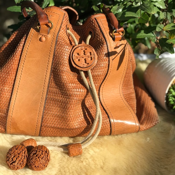 Tory Burch Handbags - TORY Burch🍂Slouchy Bag Royal Tan Large